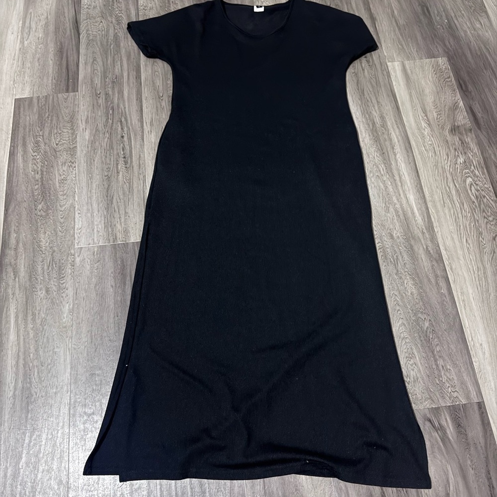 Elegant Black Maxi Dress